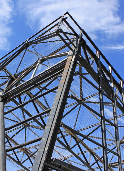 Estructuras metálicas en Reparatodo.cl: fabricación e instalación de estructuras resistentes y a medida.