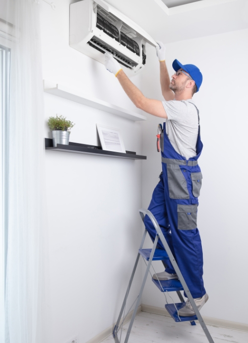 Climatización y mantenimiento de aire acondicionado en Reparatodo.cl: instalación, reparación y mantención profesional.